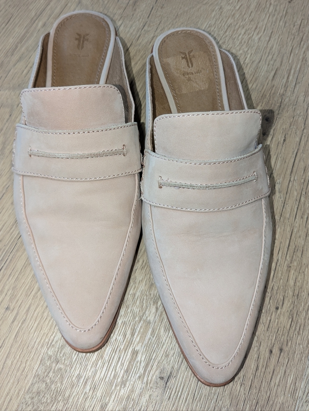 Frye Ellie Leather Mule - Picture 2 of 9